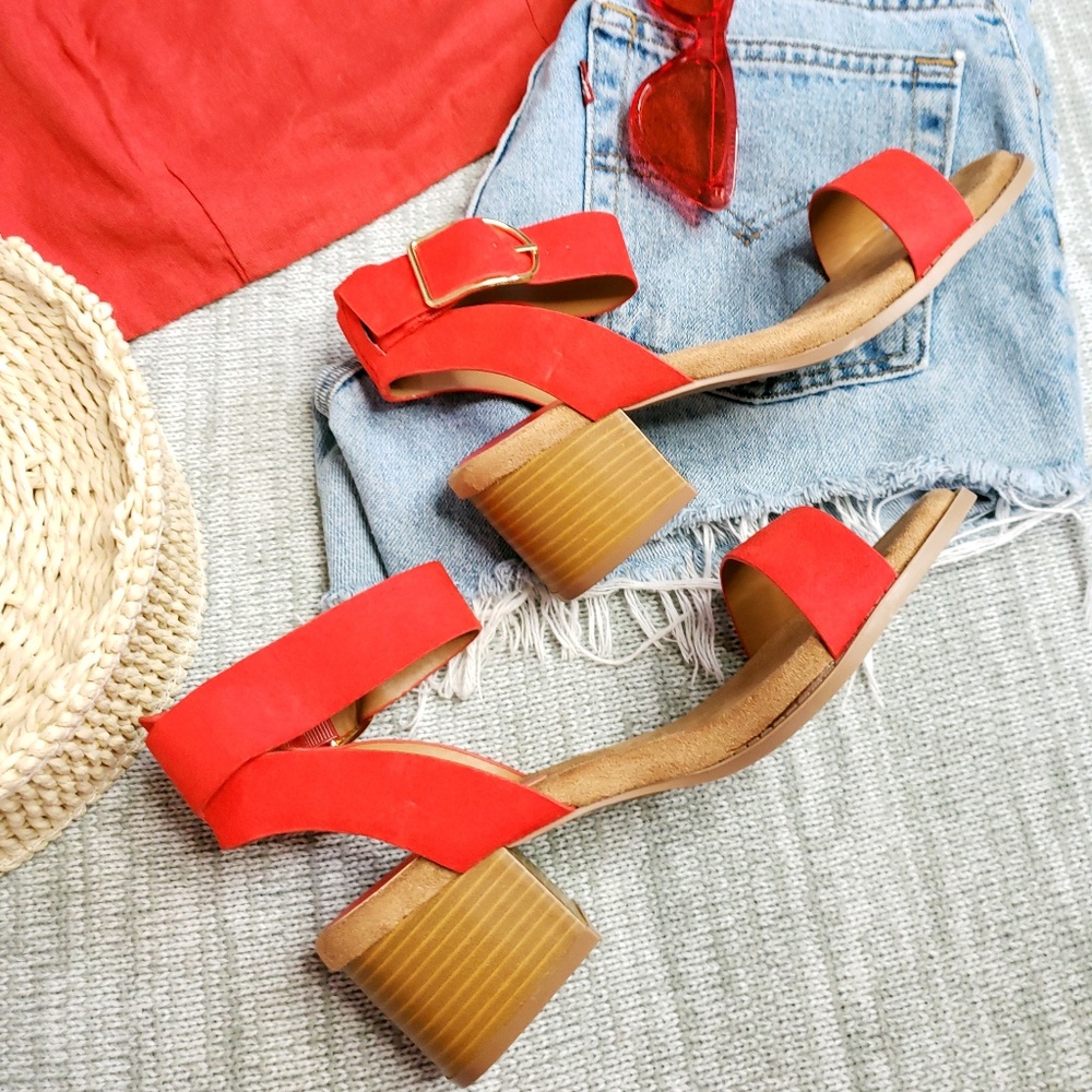 π¨ON SALE//The Sarah// Blood orange Chunky Sandal - Picture 5 of 8